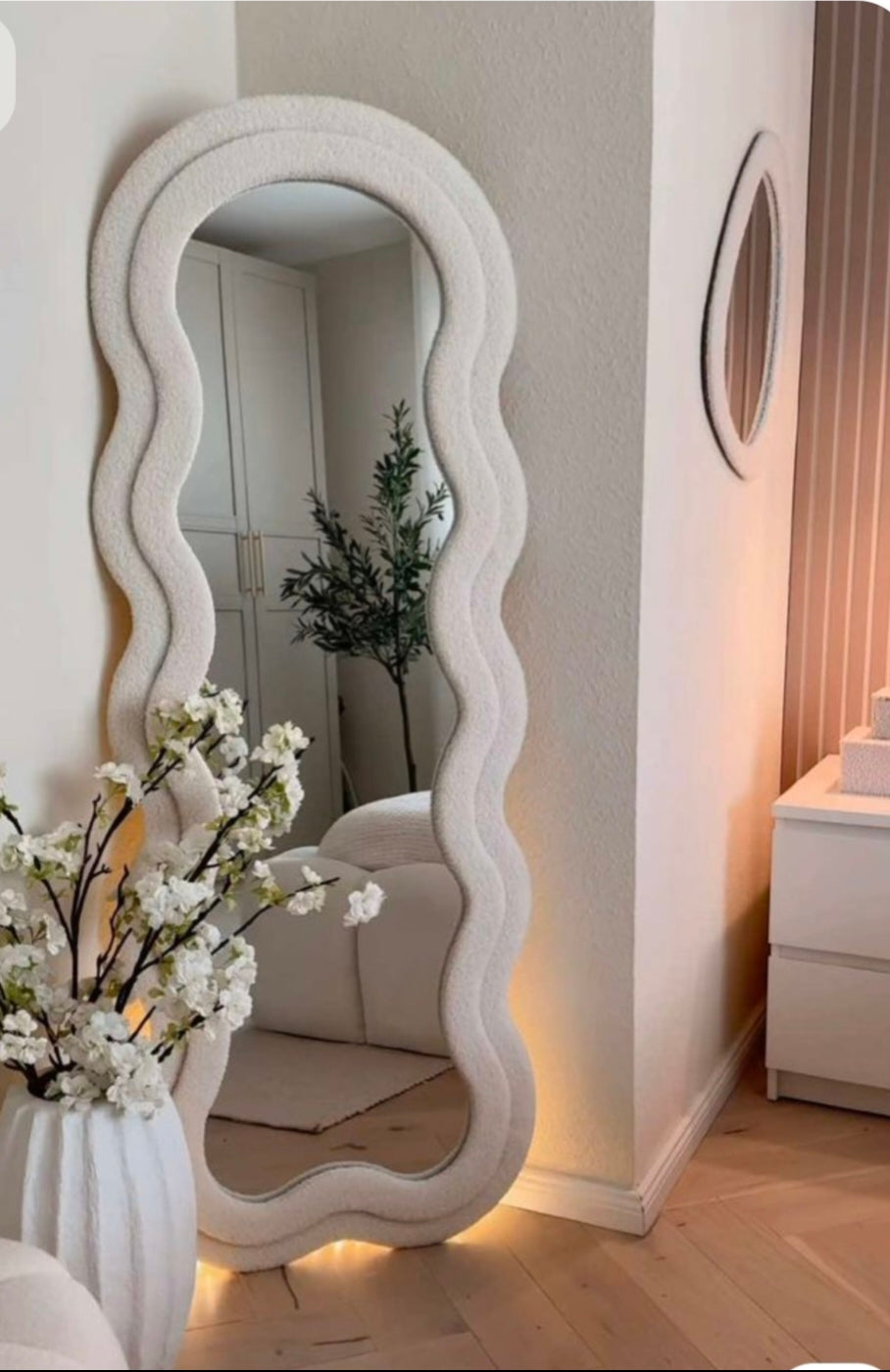 Otto Mirror