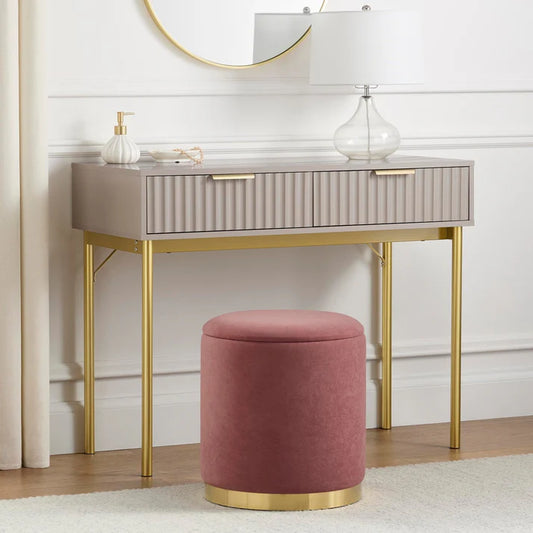 Evie Dresser