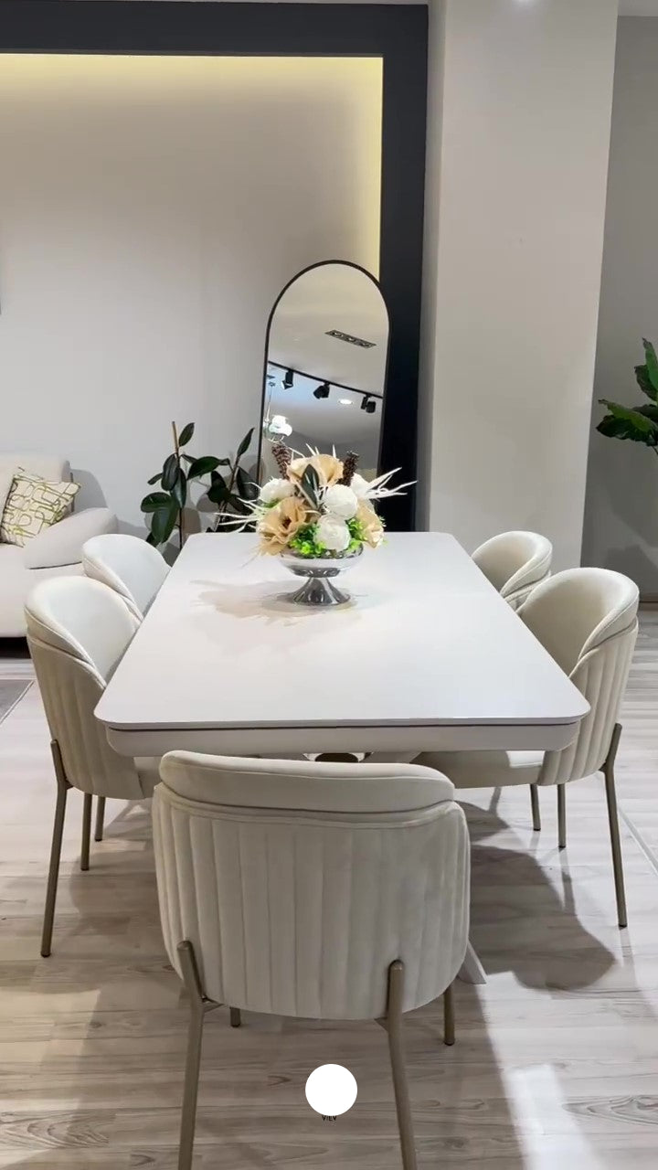 Javi Dining Table
